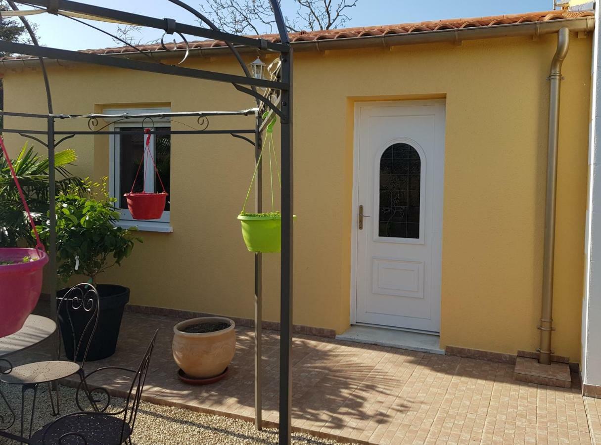19 Rue Du Cadran Appartement Montmorillon Buitenkant foto