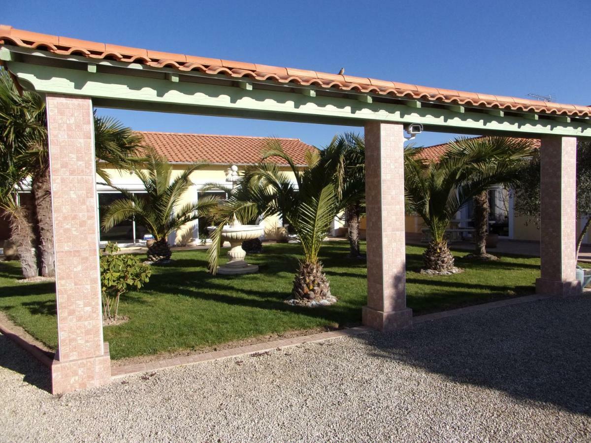 19 Rue Du Cadran Appartement Montmorillon Buitenkant foto